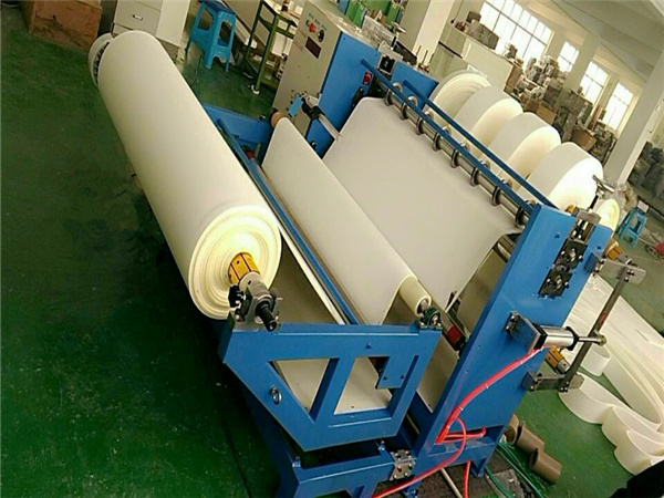 热风棉分切复卷机