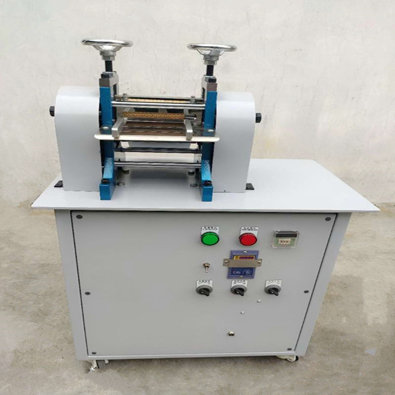 <b>气压压花机皮带辊压机</b>