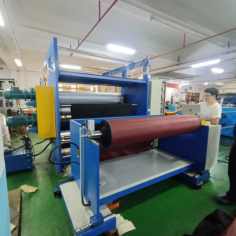 <b>皮革压花机</b>